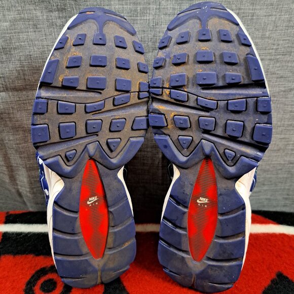 Women 7.5 / 6Y Nike Air Max 95 Ugly Christmas Sweater Sneakers - CT1593-100 - Picture 6 of 14